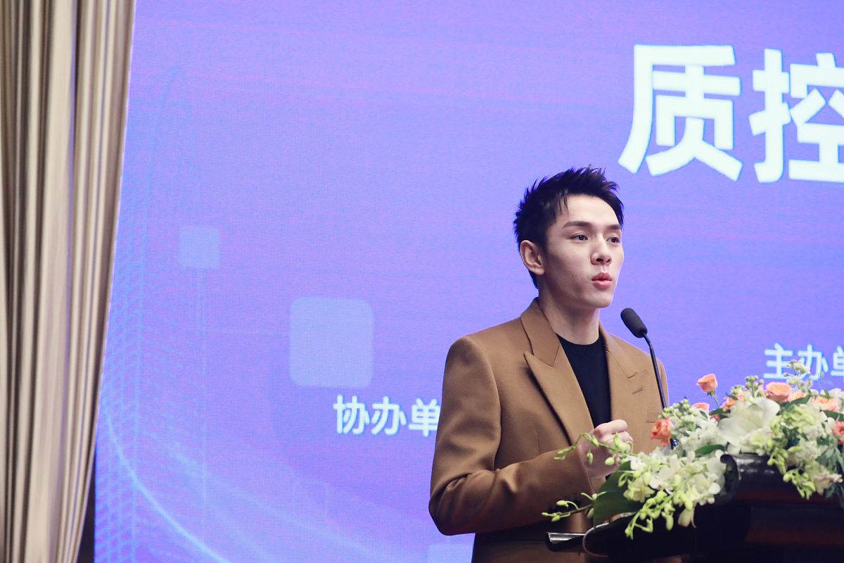 李佳琦助播如何化解79块危机？7步教你挽回信任！