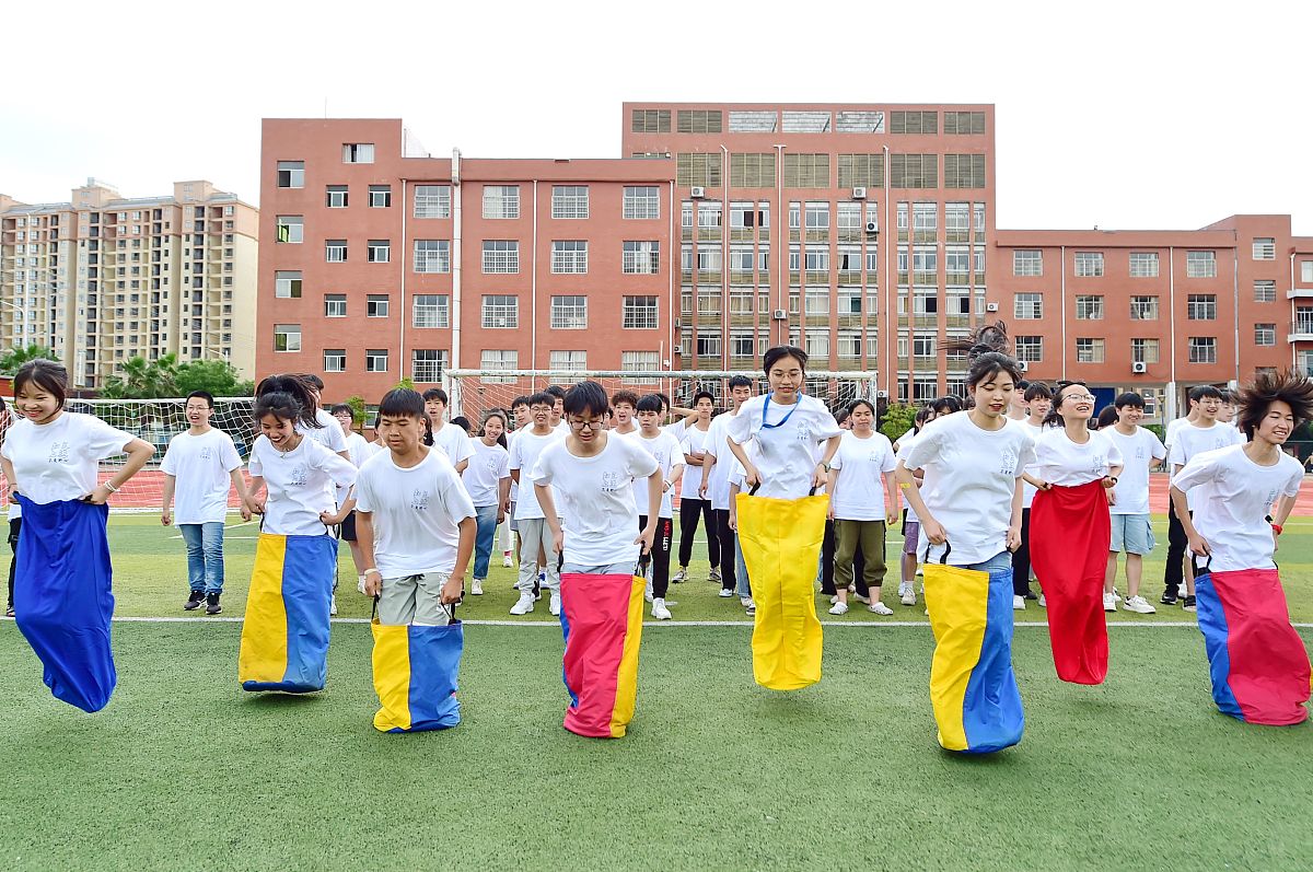 晋城凤兰学校2022年职高部招生简章 - 报名时间/专业/流程