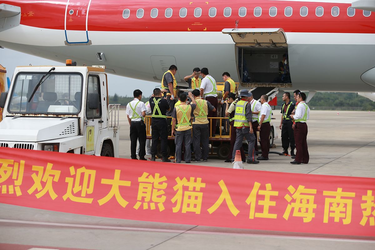 成都上中专学校学费一年多少钱？2023收费标准！