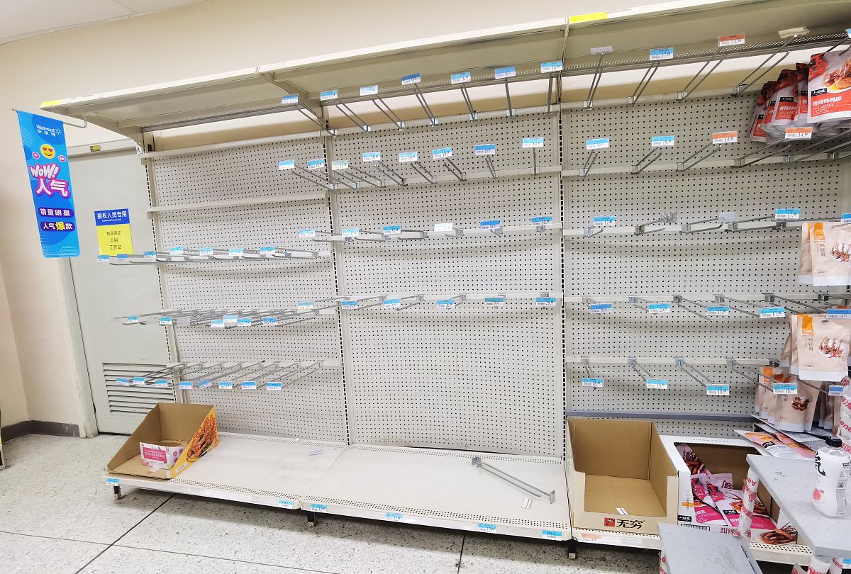 超市货架清理时间表：生鲜、食品、酒水、日用品等区域安排