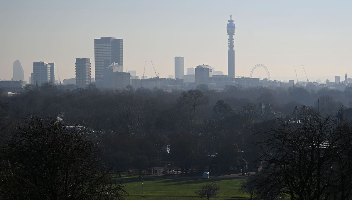 当地时间2022年1月14日,英国伦敦,英国政府的污染预测网站建议,英国南