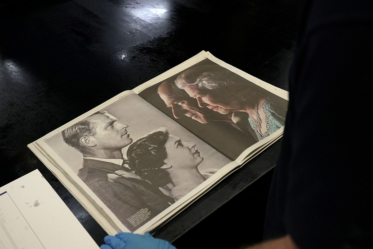 康拉德作品中的离奇感：语言与存在无家可归的反映