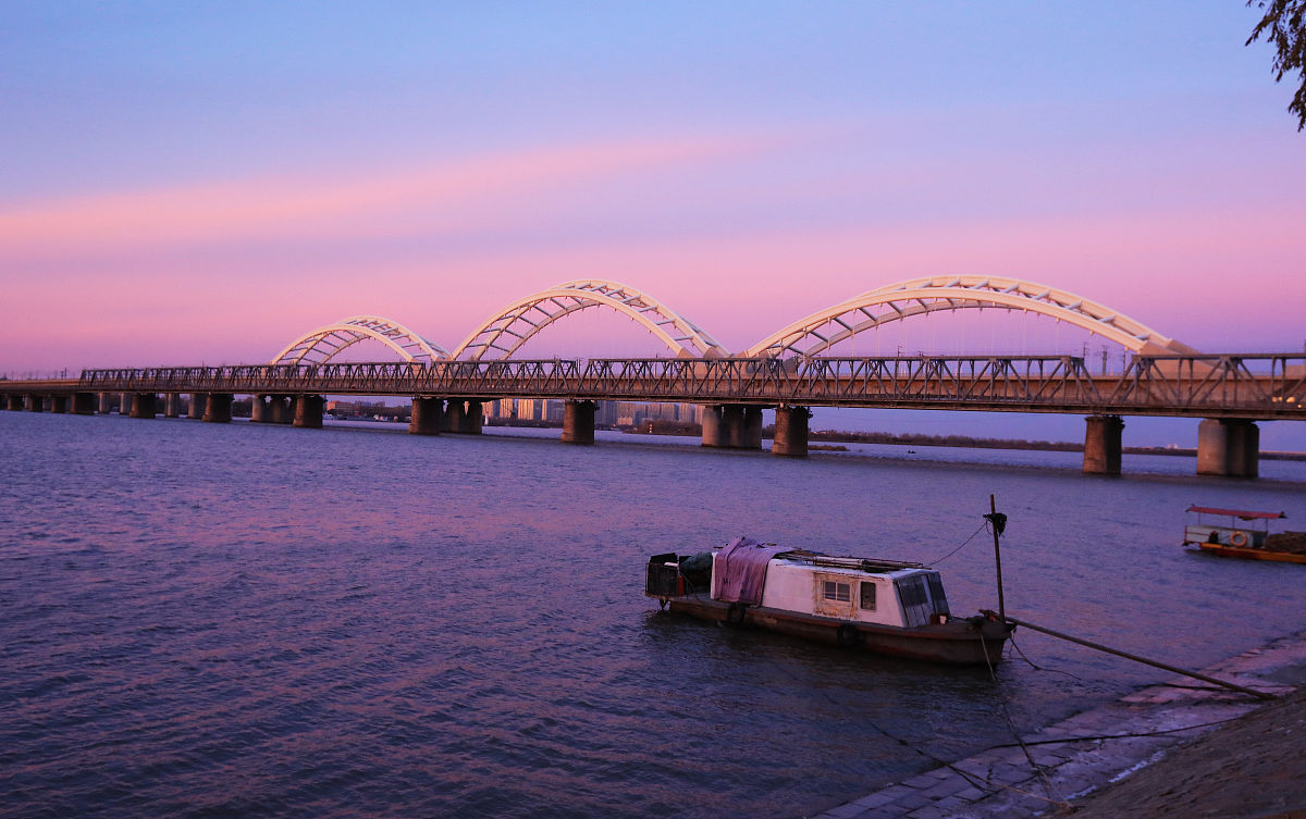 丽江至香格里拉铁路开建，贵阳铁路职业学校迎来新机遇