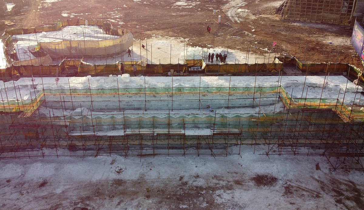 四五月份去慕士塔格穿什么衣服？