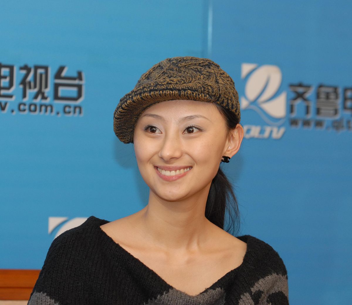 七夕节将在桃花岛举办水上情歌演唱会 请写五个抖音宣传方案使其推广