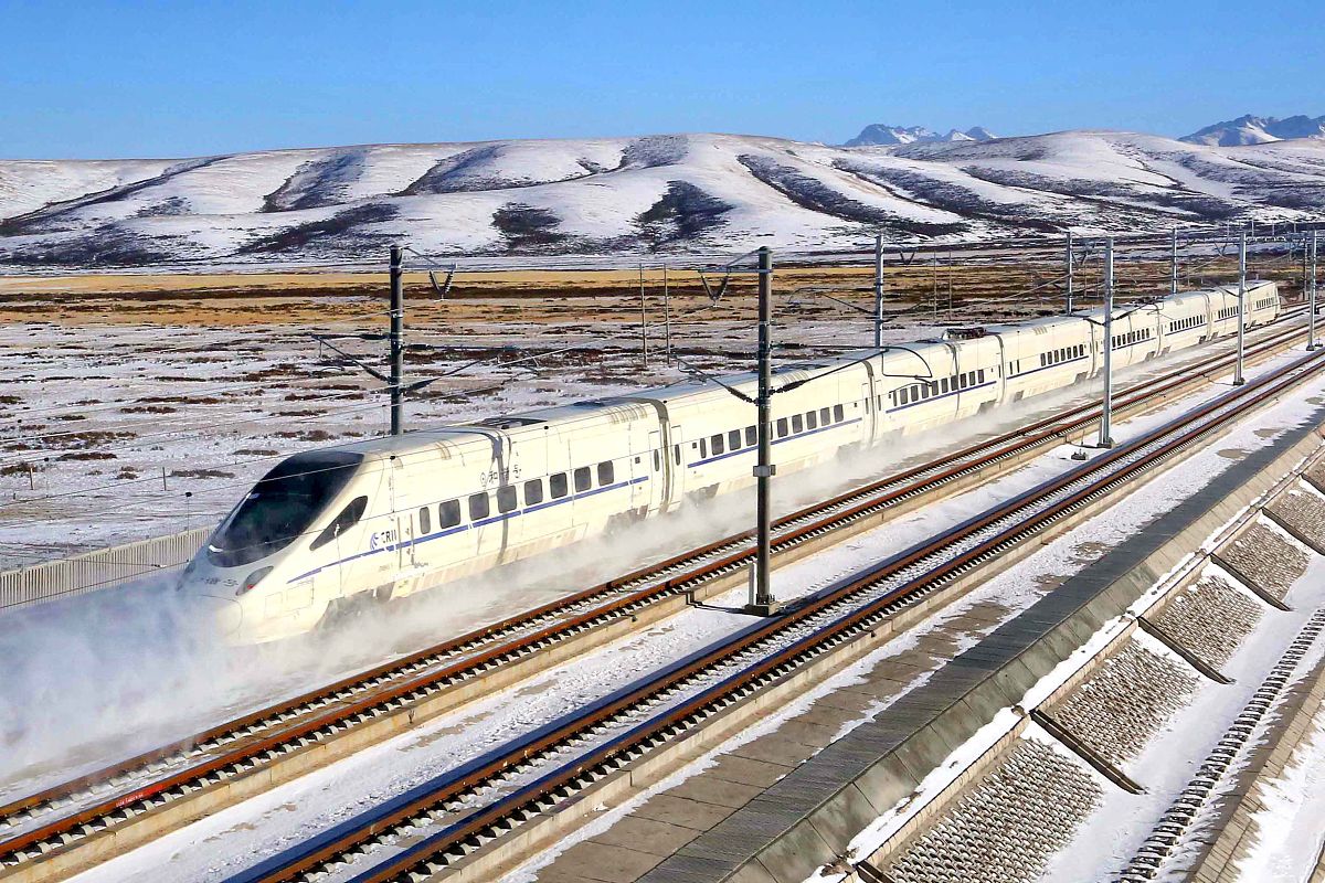 兰州铁路学校：铁路旅客出行小贴士，轻松玩转铁路旅行！