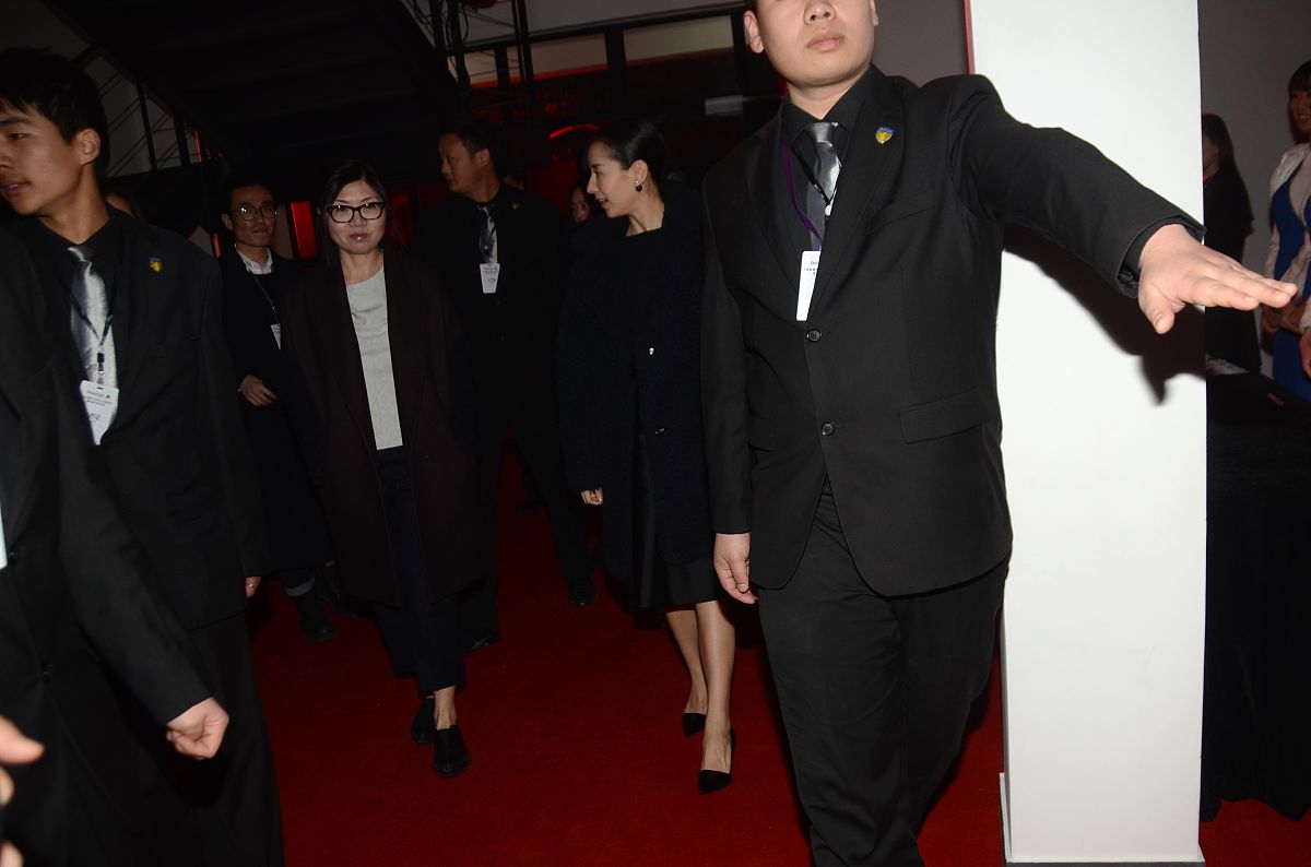 穿黑色衣服代表什么意思