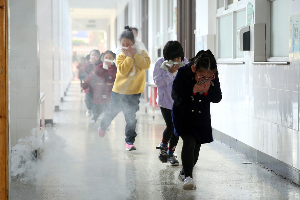 重庆职业学校校园安全管理制度条例