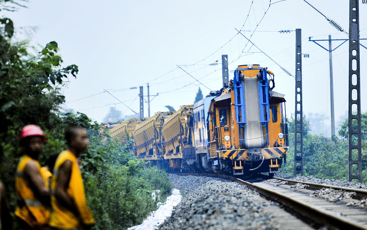 成都铁路运输学校就业前景：广阔的职业发展之路