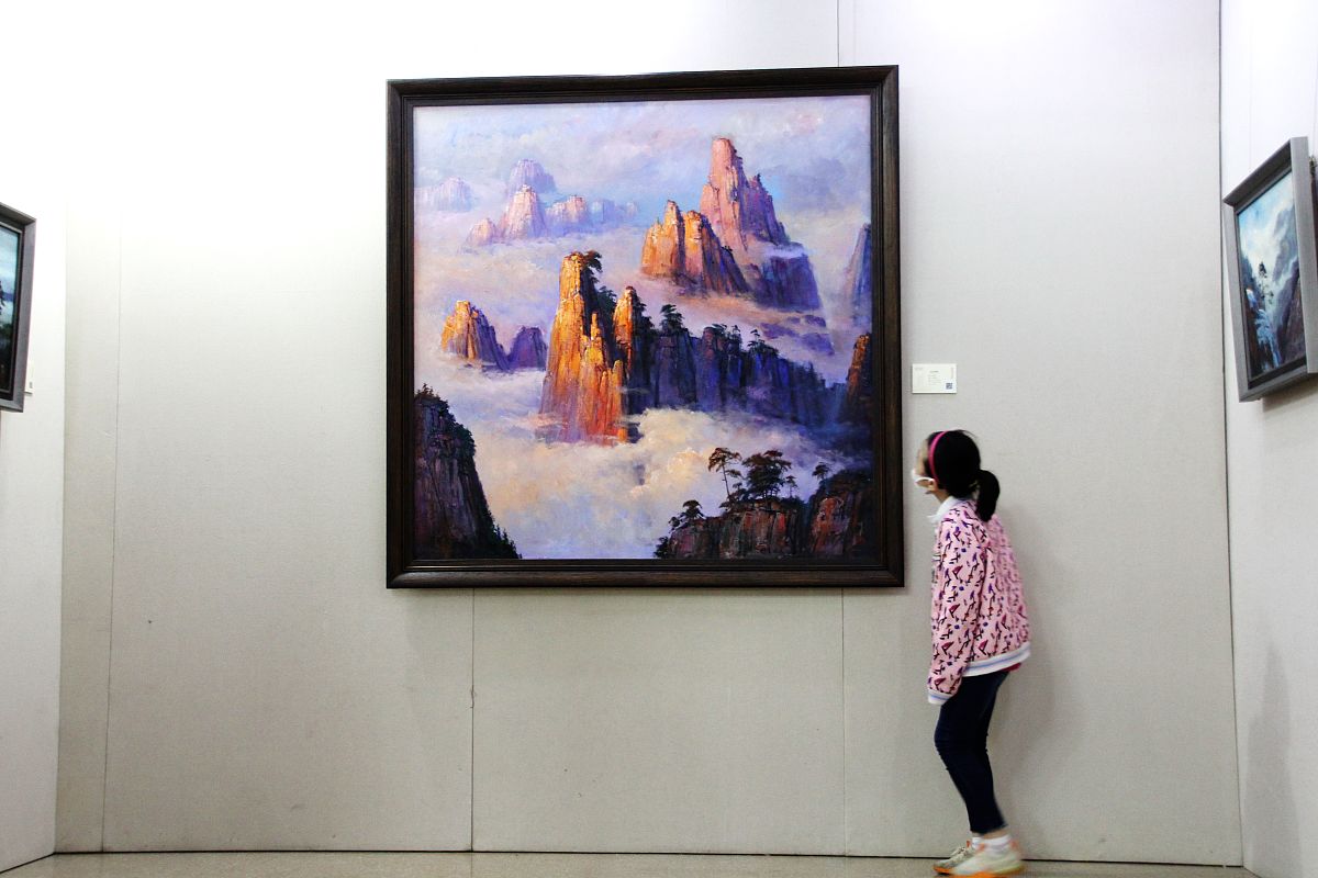 2020年9月19日上午,"妙造天地·匠心大美——朱曜奎油画·漆画·国画