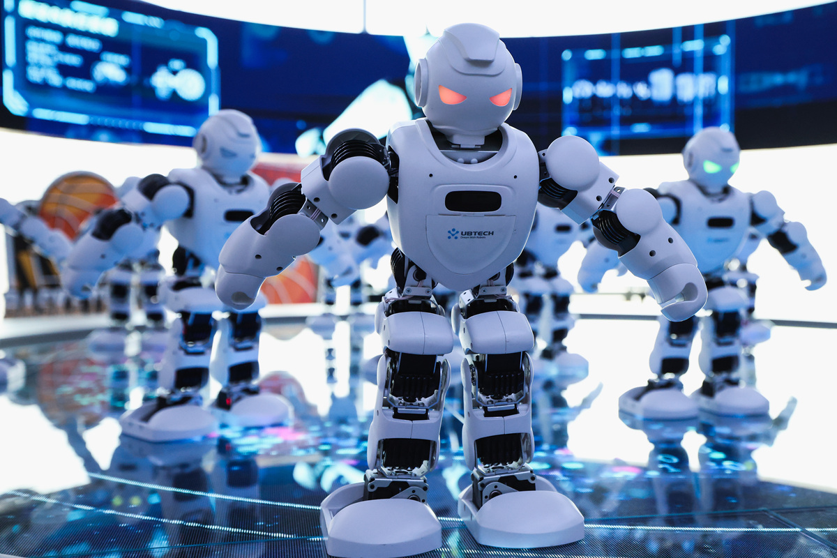 贵州电子科技职业学院工业机器人技术专业学什么？就业前景及未来发展方向