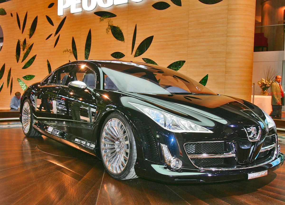 2006年9月28日,法国巴黎,标致908rc亮相巴黎车展.    ㏄hotopqr/nice 