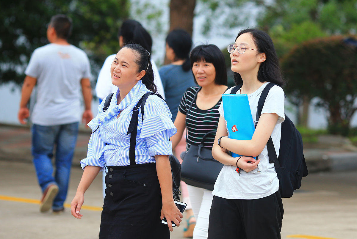 2021年重庆女生读幼师学校