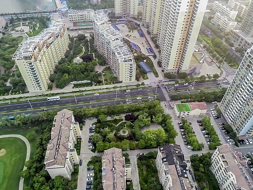 武侯2.5环·清水现房·300米地铁房：金楠小城际花园总价100万级，值得关注吗？