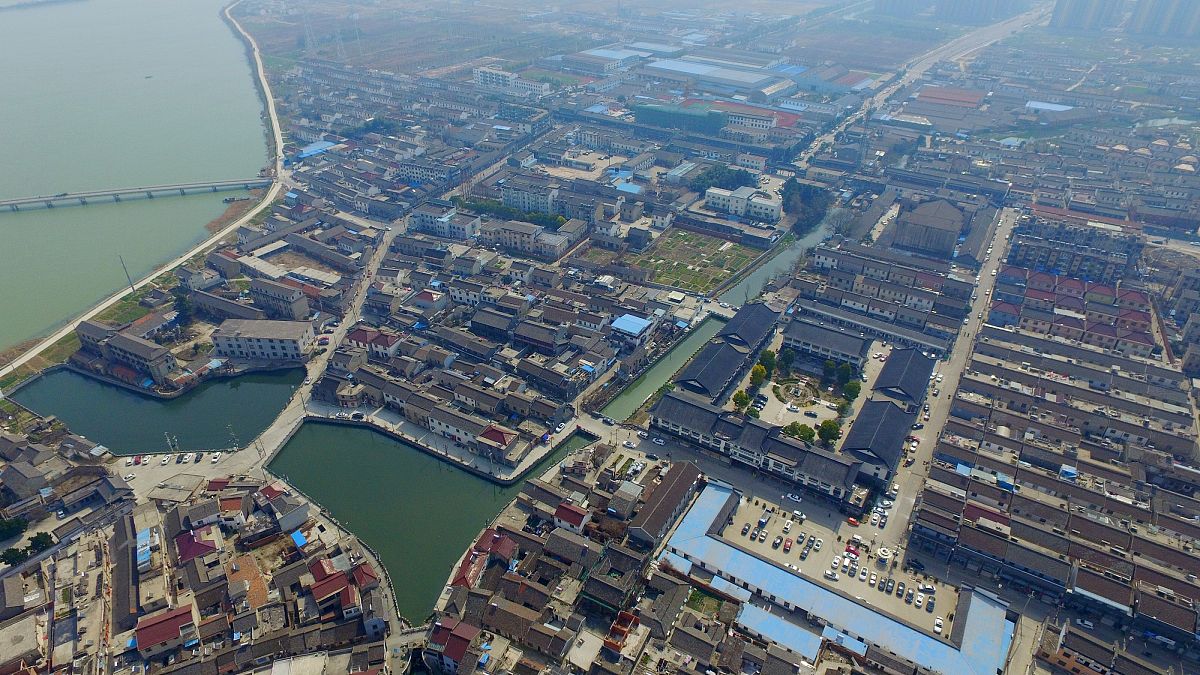 2017年03月03日,江苏省扬州市,俯瞰扬州湾头镇堪比威尼斯水城壮观场景
