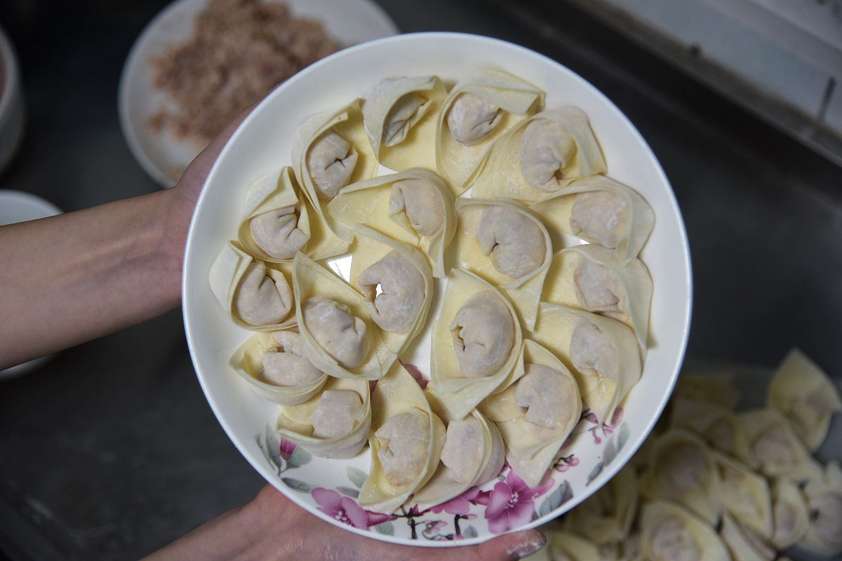 玉米馄饨怎么包