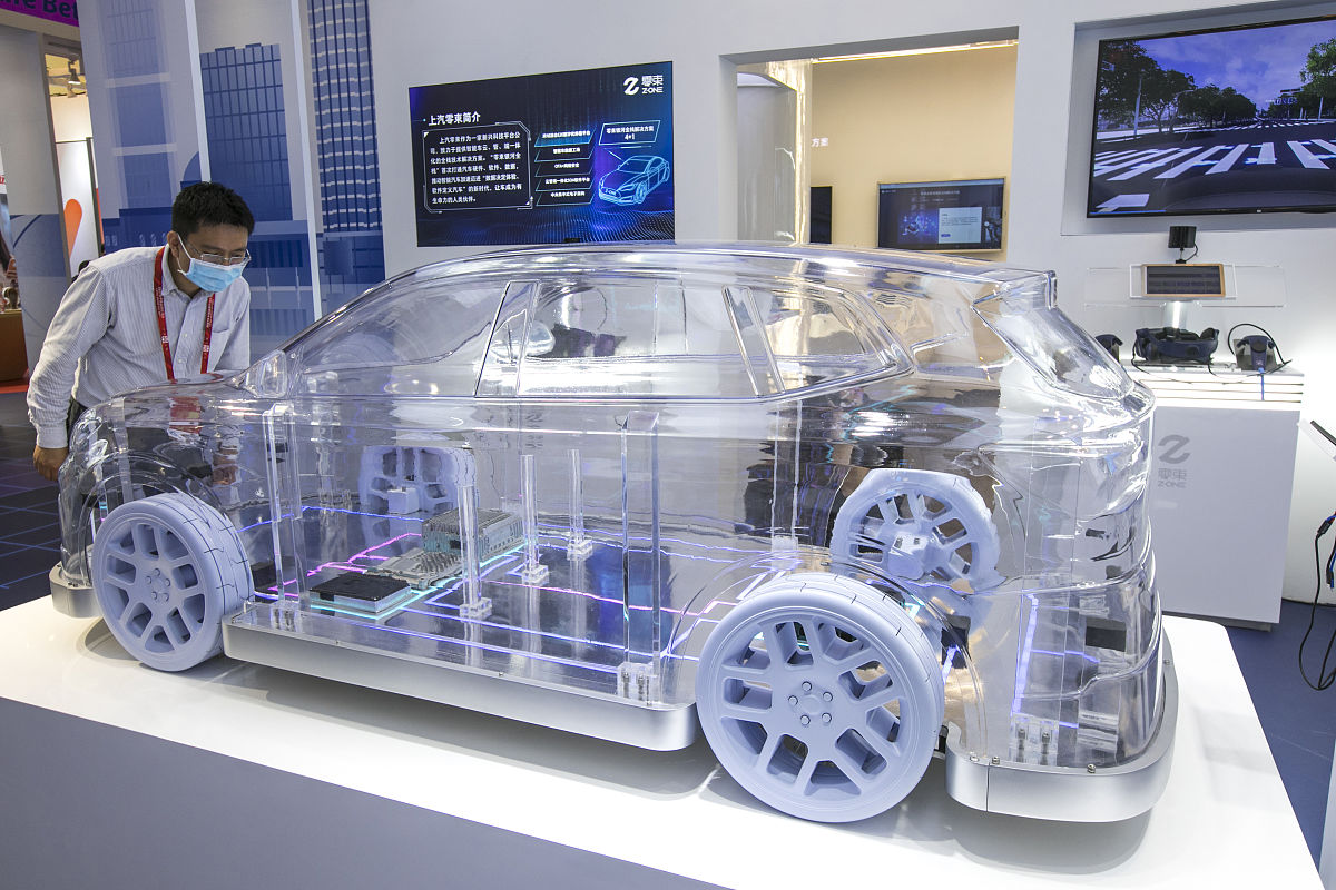 目前需要为汽车SOA架构写一篇技术方案