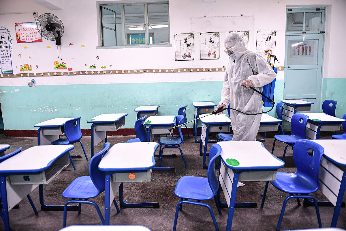 日常生活劳动习惯：寝室、教室清洁与家居收纳