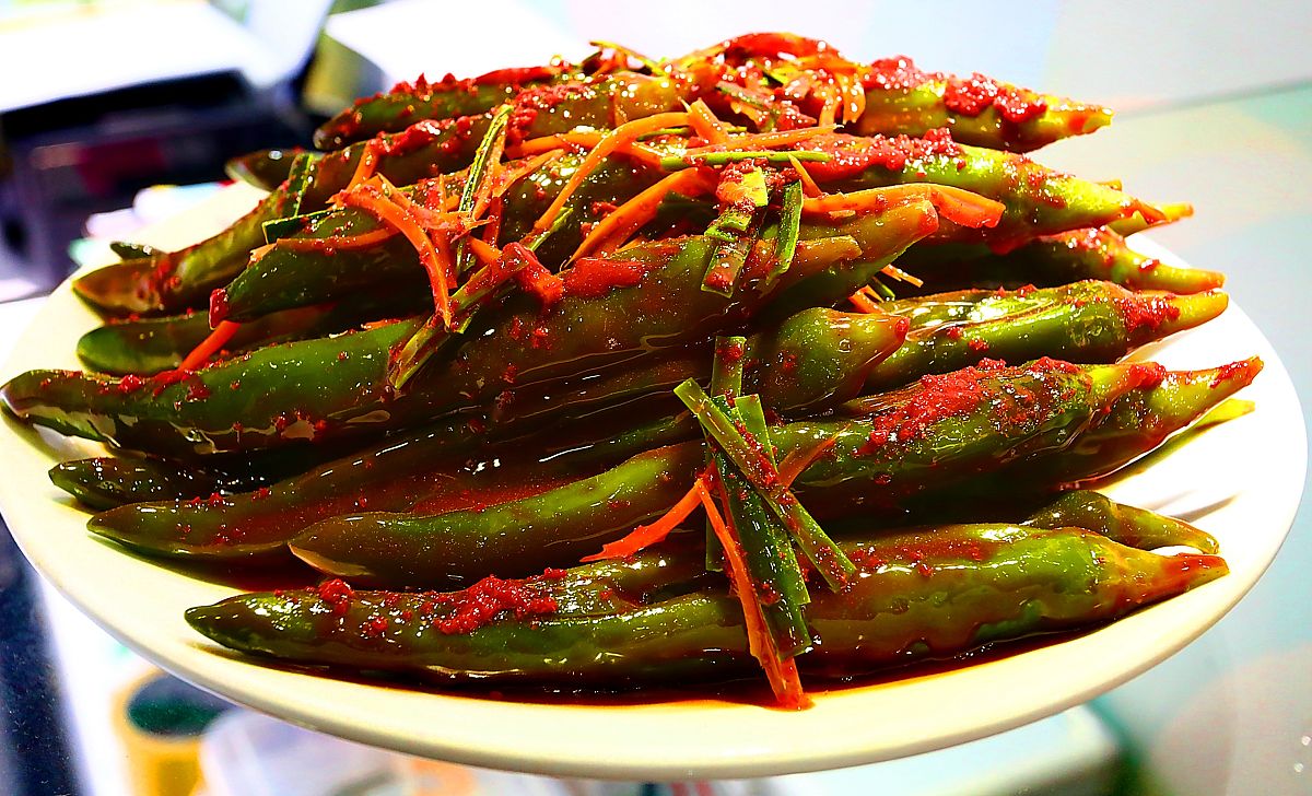 怎么淹黄瓜咸菜和尖椒更好吃