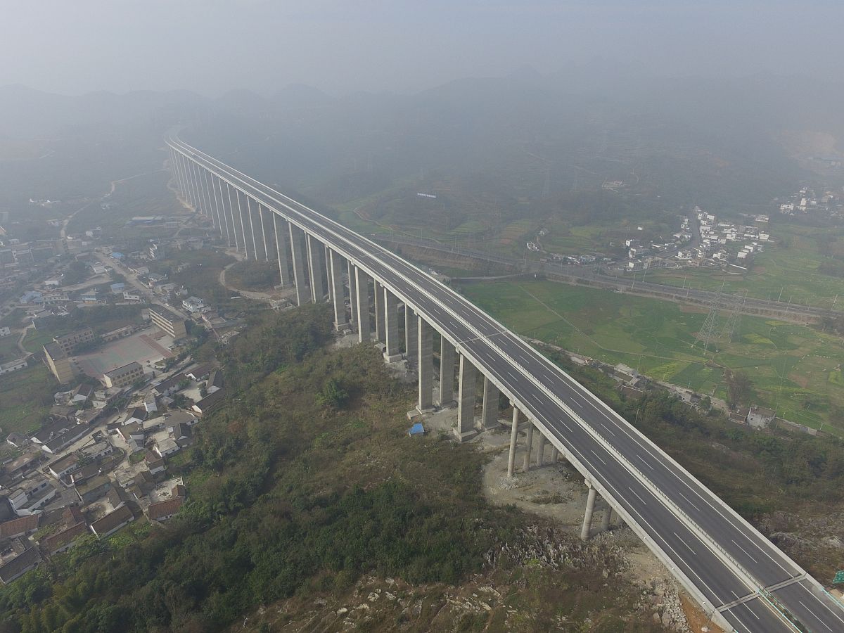 兴义州职业技术学院招生电话-官网查询专业设置及报名流程