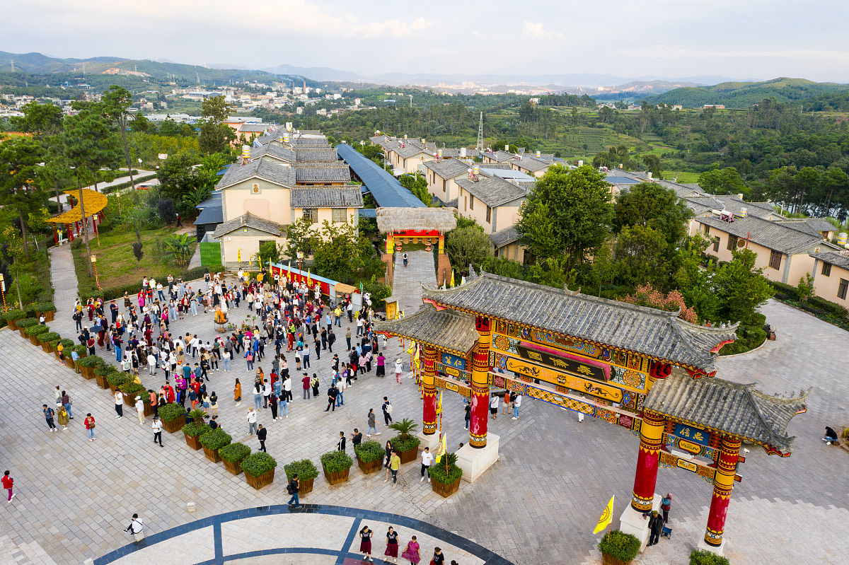 四川德阳旅游指南：探索文化名城，体验工业魅力