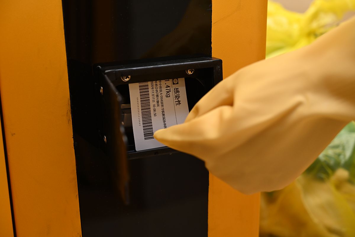 中考没考好？华中科技大学同济医学院圆你医学梦！