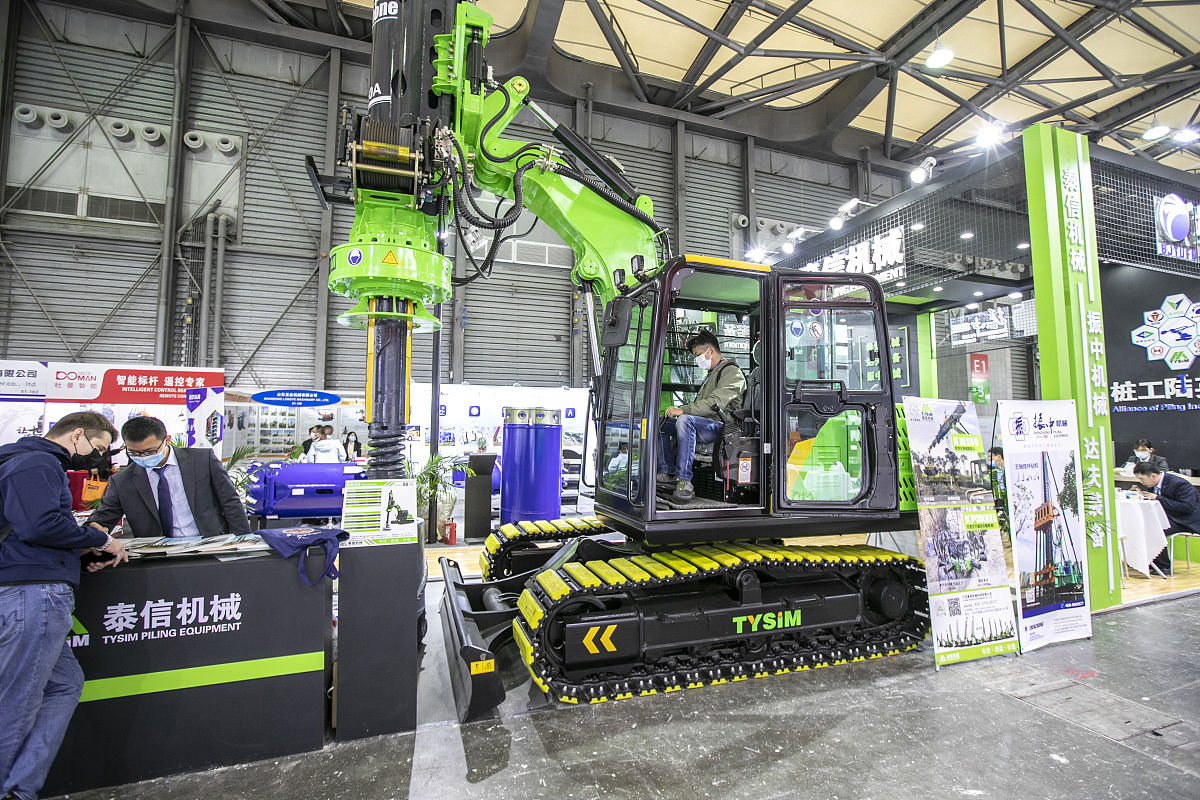 南车旋挖钻机250蓄电池电压不正常原因分析