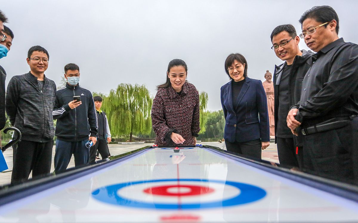 河北商贸学校2021年招生办联系方式