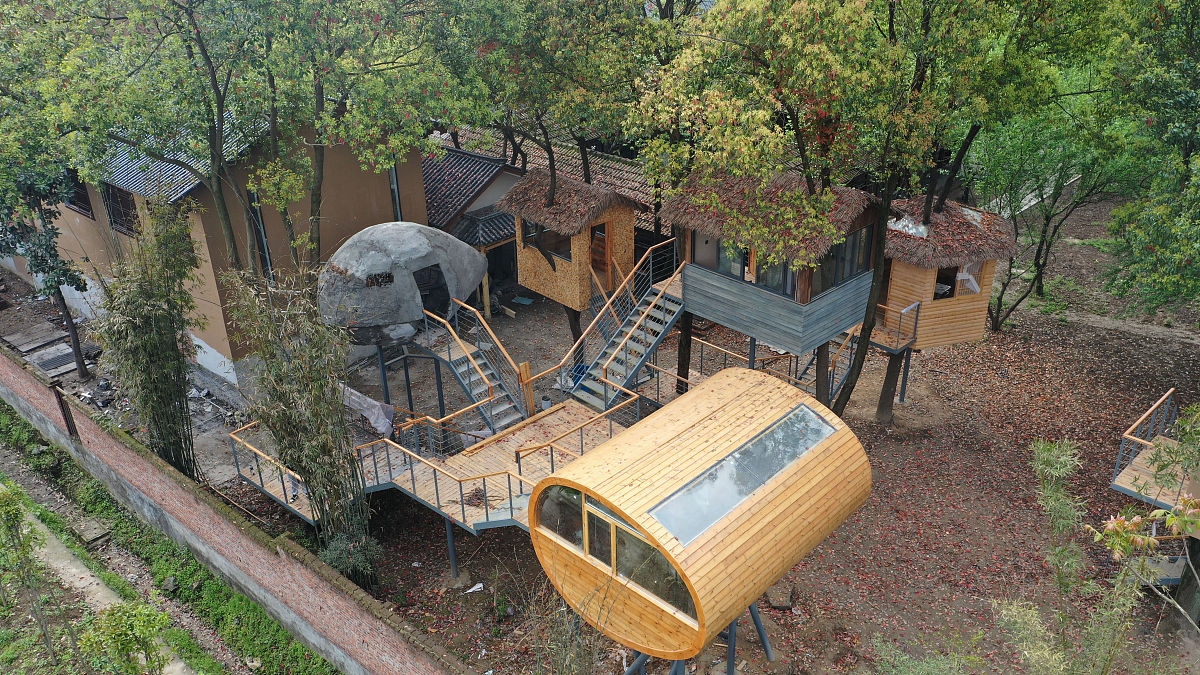 民宿集群建设拓展农民增收渠道研究：以顾伯伯民宿群为例