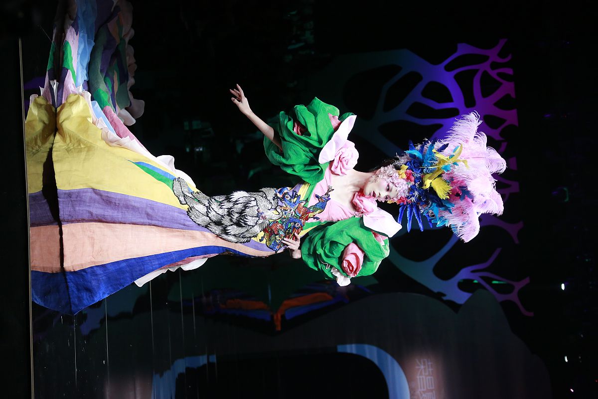 重庆市纺织技工学校纺织专业怎么样？就业前景如何？