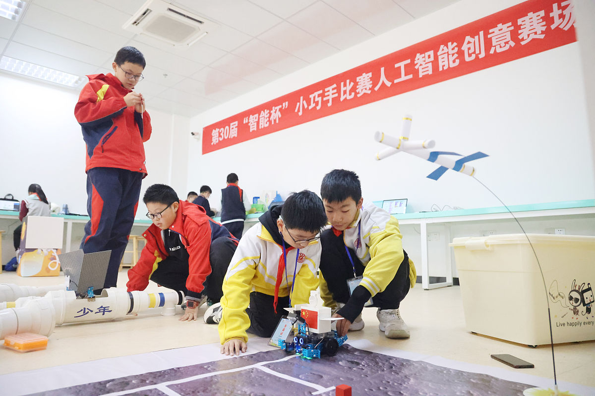 简阳市机电工程学校工业机器人技术应用专业就业前景如何