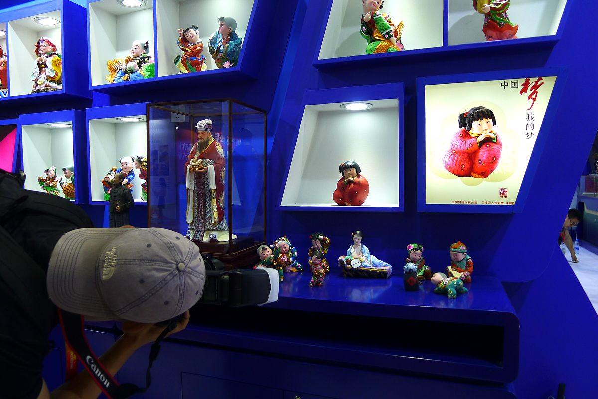 写一个5分钟的文玩知识分享的文案