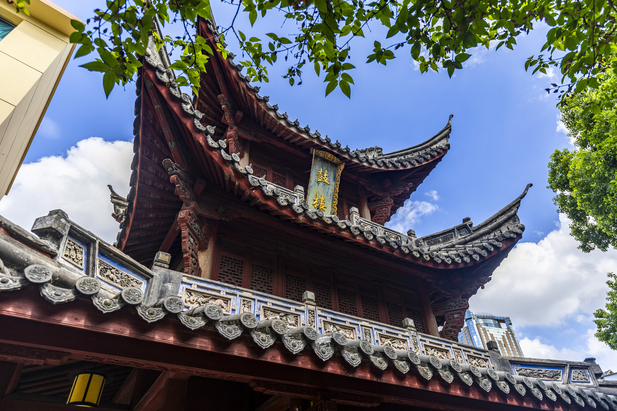 为传承发扬优秀民族文化重视文化遗产参观武汉市晴川阁新闻稿1000字