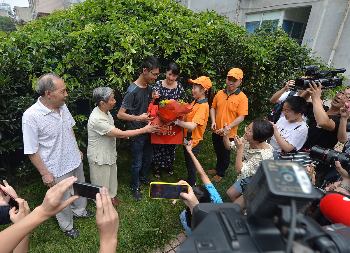 2018成都市树德中学录取分数_外地招生
