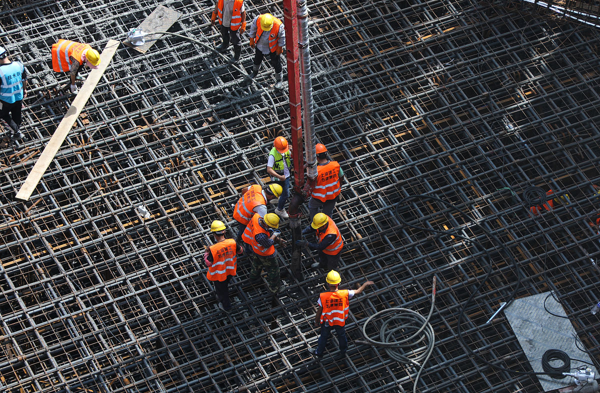 港务区绿地二期住宅小区混凝土道路施工方案分析