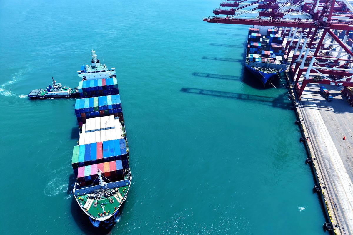 长江流域集装箱班轮建设的现状