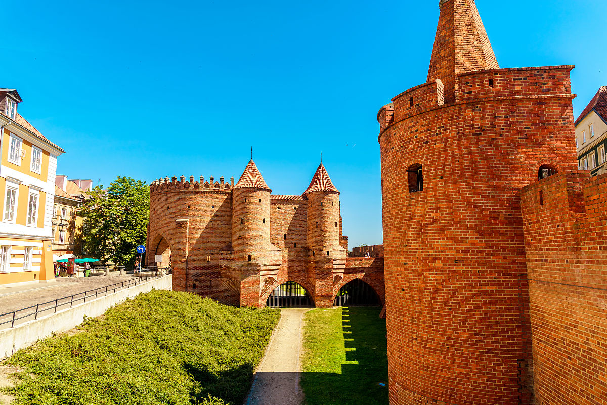 危鸡之夜圣诞版游戏之中玩家能够体验到与黎明杀机相同的玩法手游介绍