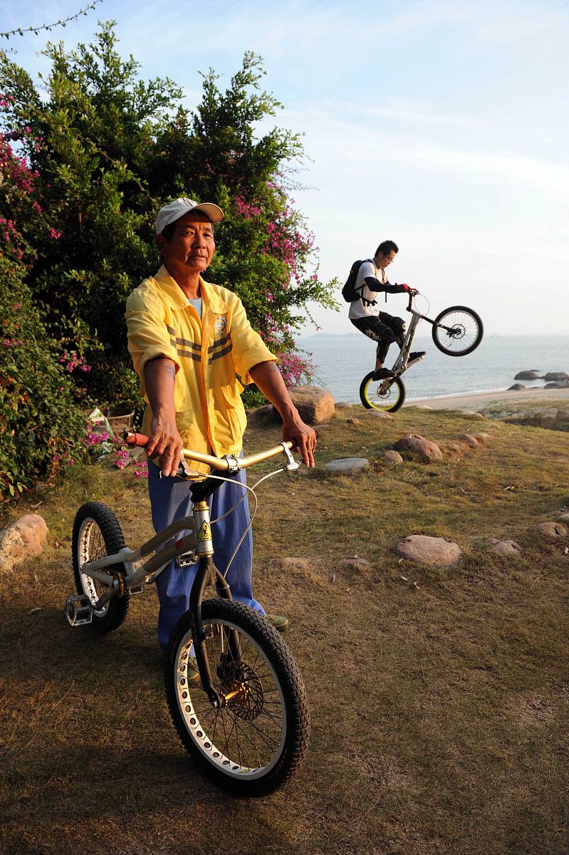 女生后退是什么意思？如何解读她的行为？