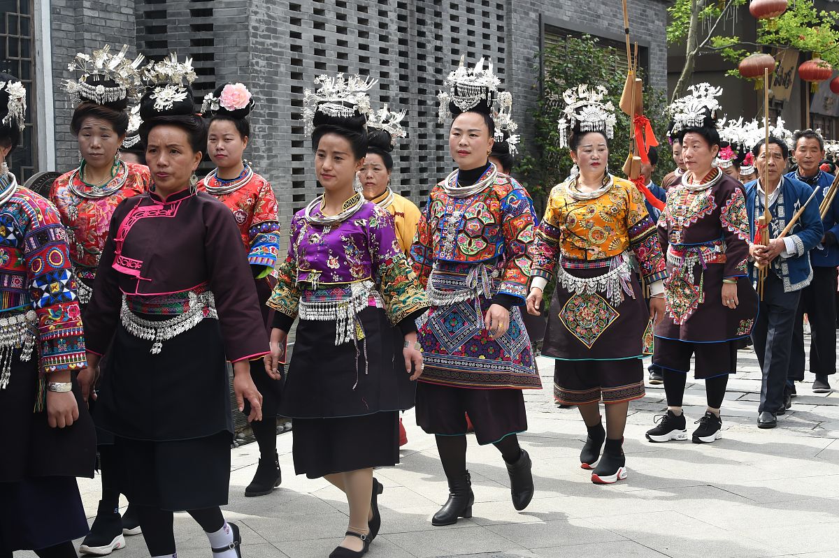 六盘水女生学铁路专业有前途吗？2020年就业前景分析