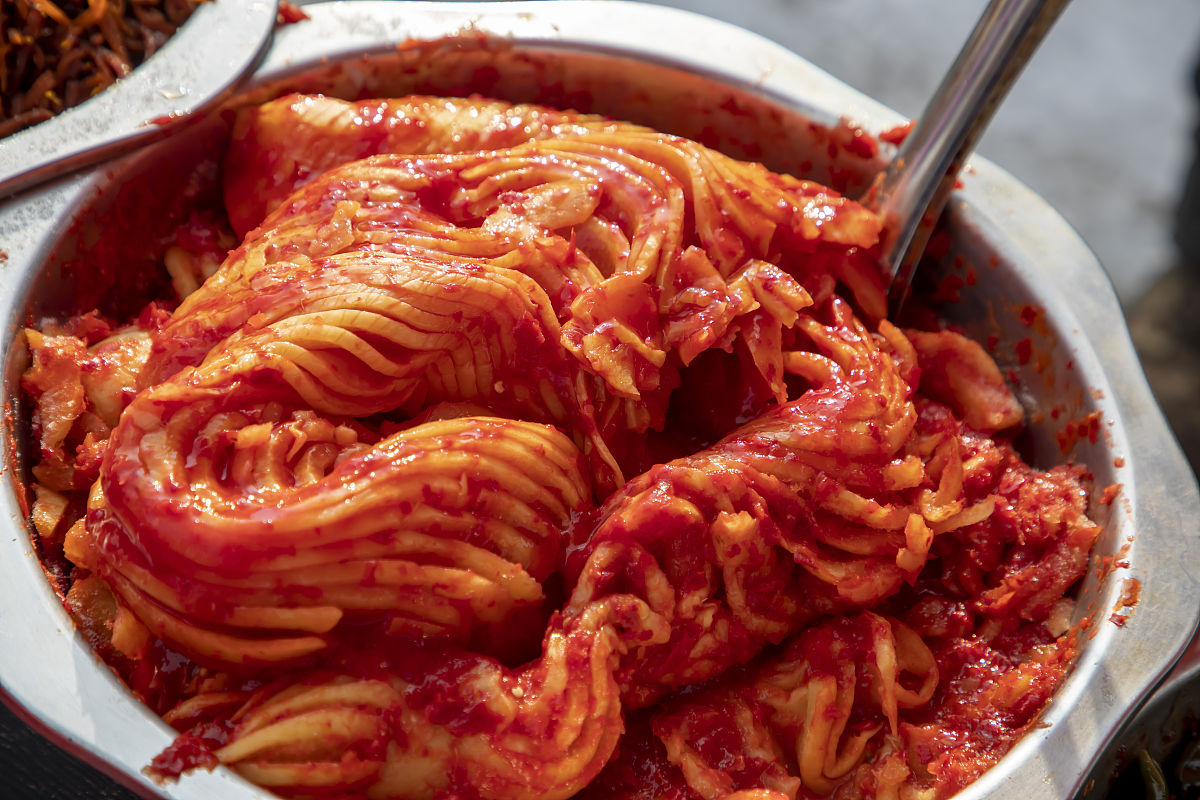 正宗韩式辣白菜制作方法，简单易学，在家轻松做！