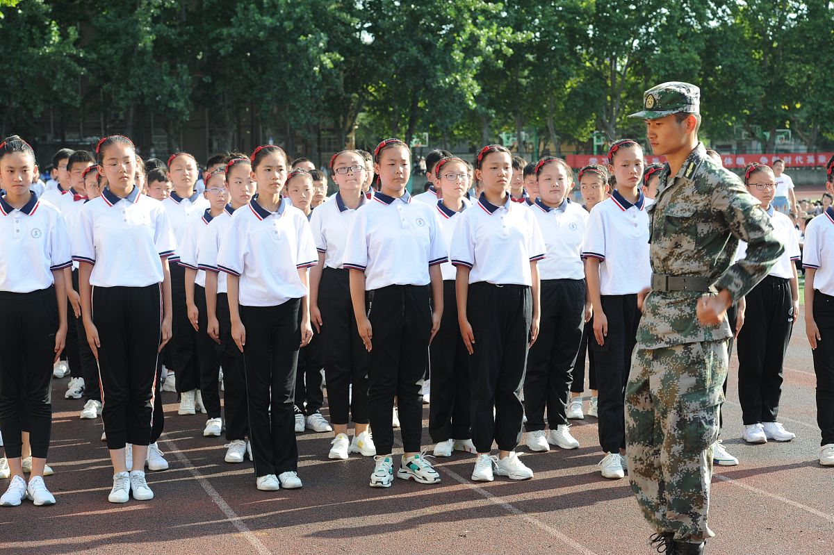 成都铁路运输学校的学生管理怎么样