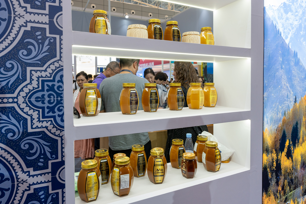 蜂蜜森林品牌 - 文创产品品牌名称推荐