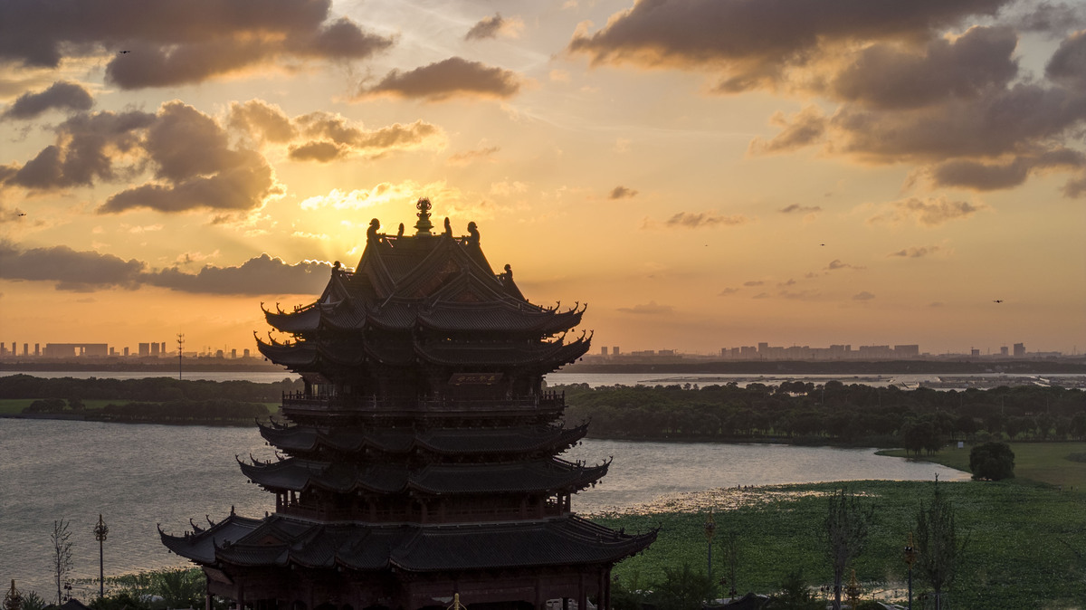 岳阳楼：历史文化名楼，洞庭湖畔胜景