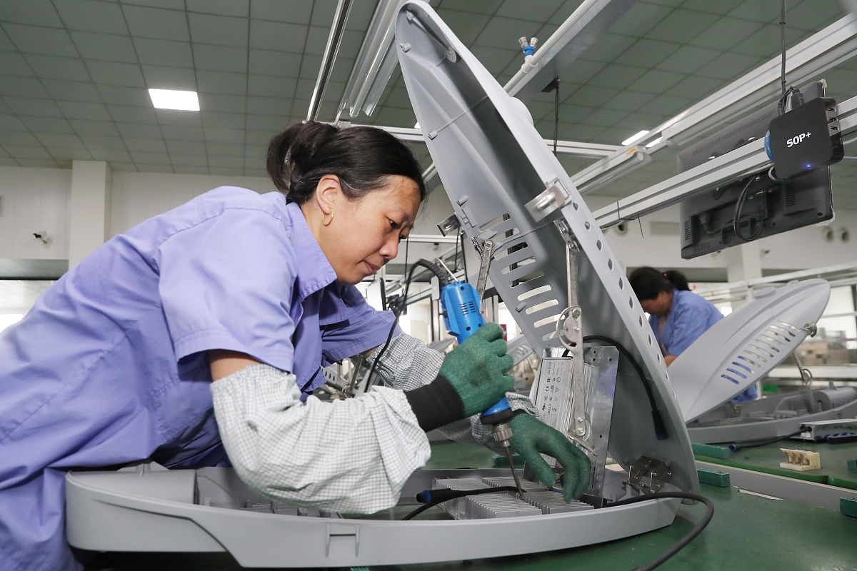 陕西航空技师学院的飞机装配钳、铆专业主要学习哪些课程