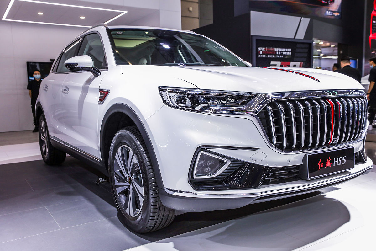 红旗笑红旗：一首关于同志间玩笑的诗