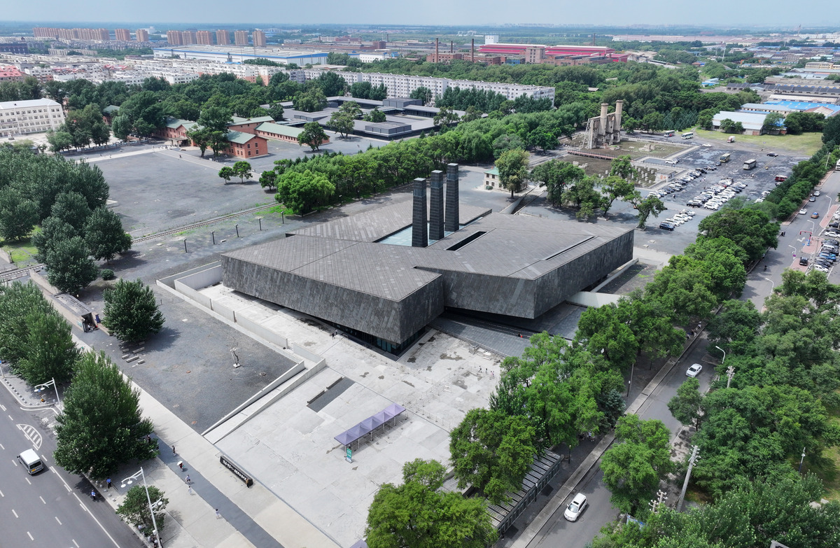 以赣州石城博物馆写一篇英文的导游词单词数在140左右