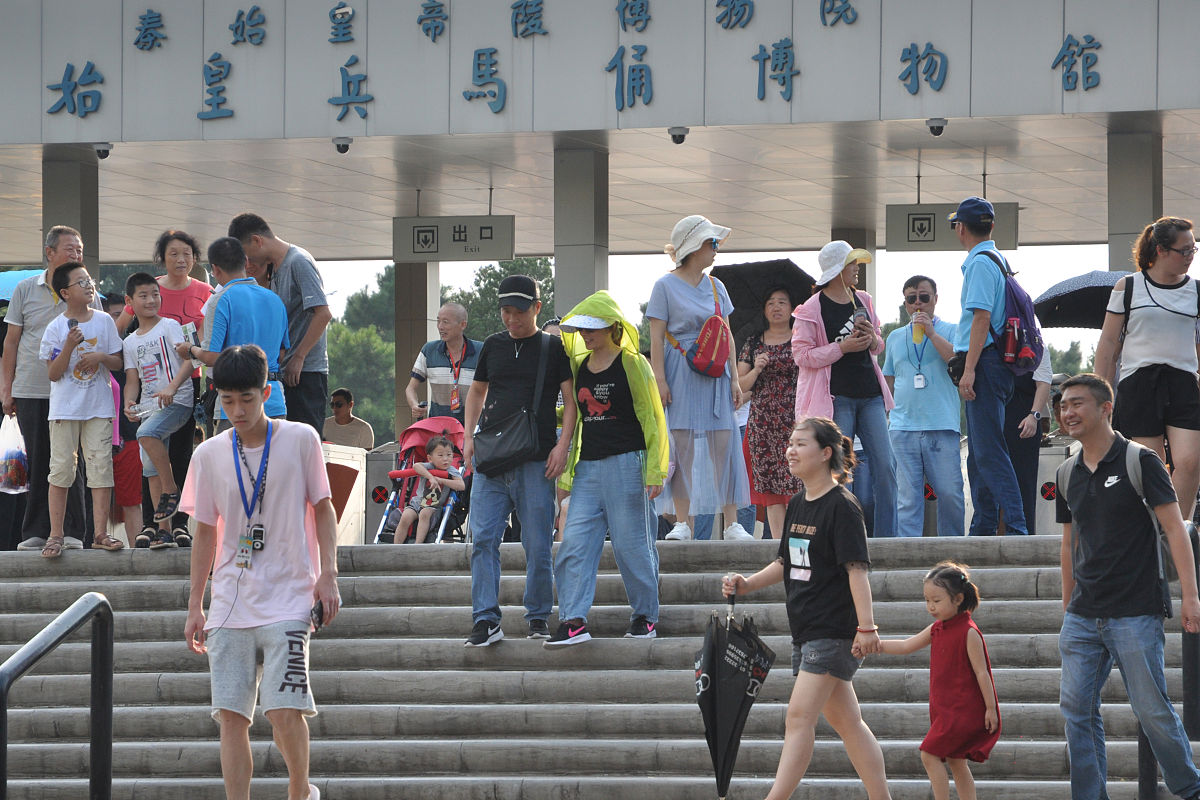 秦始皇功绩：统一六国，开创中央集权时代