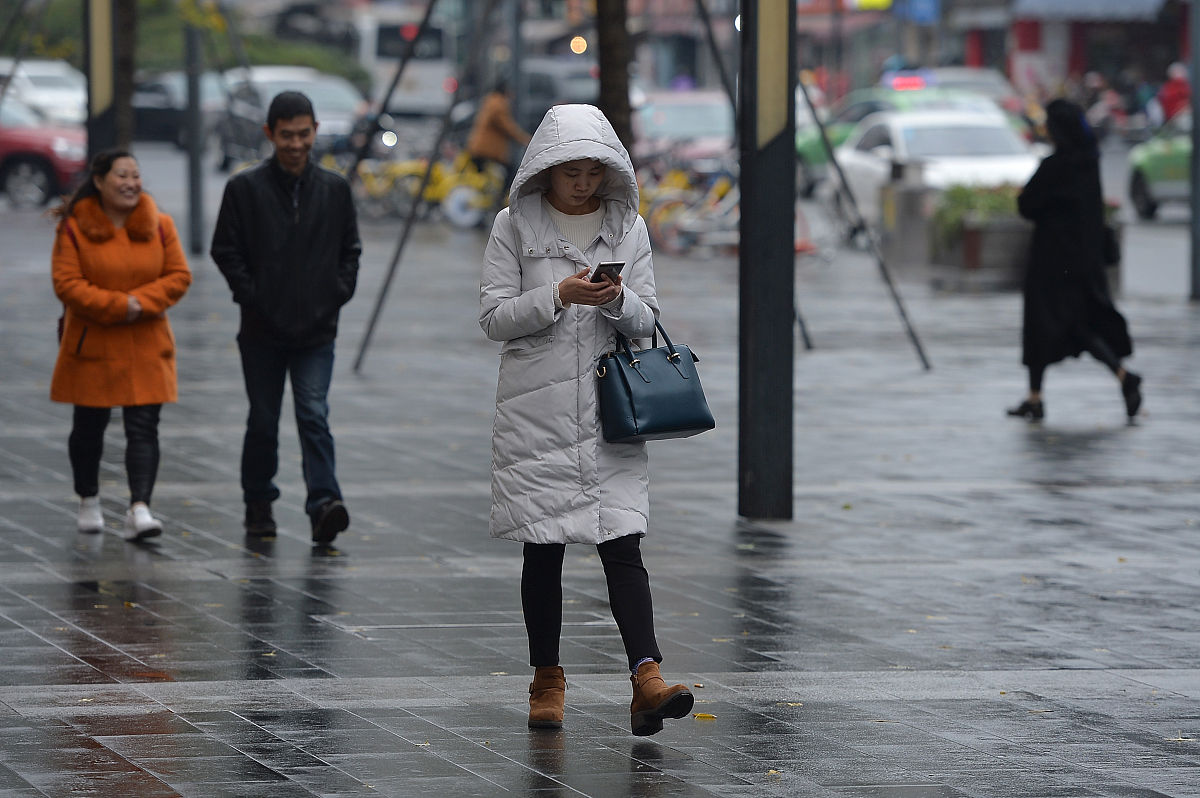 从成都到武汉出行怎么最便宜