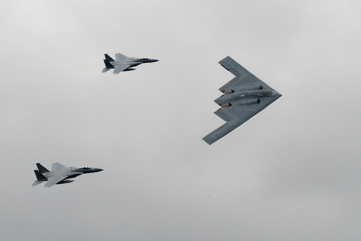 哪些国家拥有隐身轰炸机？ - 揭秘隐身技术现状