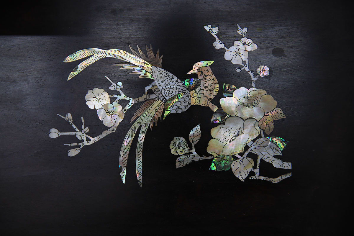 120kg 重物需要多大尺寸的 ABS 托盘？